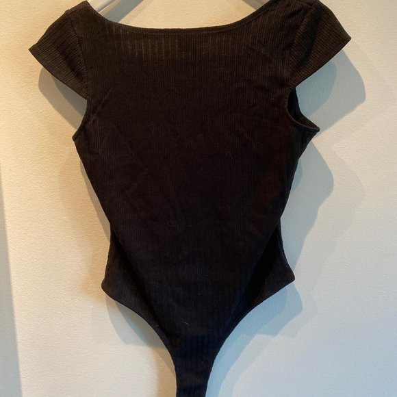 Unique Vintage 1950s Black Scoop Neck Bodysuit - Picture 3 of 3